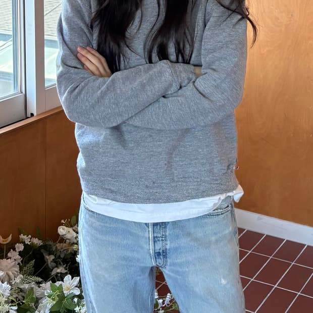 MADE IN USA 러셀 맨투맨