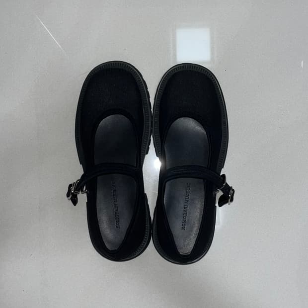 코모레비뮤지엄 컵솔 라이트 메리제인 스니커즈 _매쉬