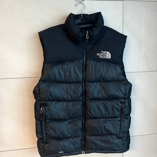 노스페이스 700 눕시 패딩조끼 블랙 (95 size) 