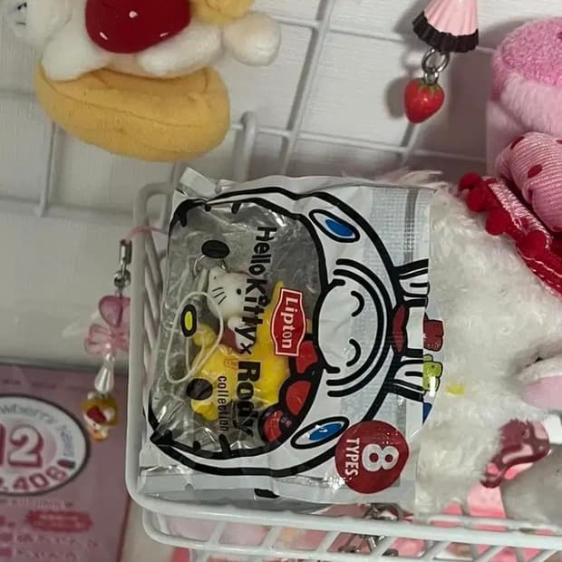 고전 로디 베이비 키티스트랩 립톤 한정판 고전키티 콜렉션 스트랩 키링