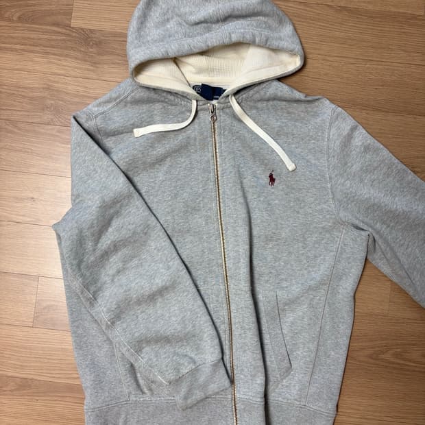 폴로 후드집업