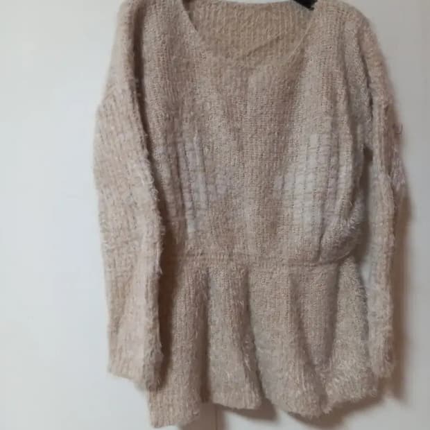 눈꽃 베이지 페플럼 퍼 니트 F 44 55 66