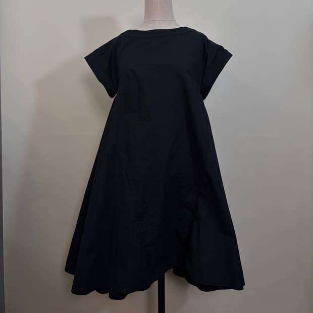 Merlette Naarden Dress 메를렛 원피스