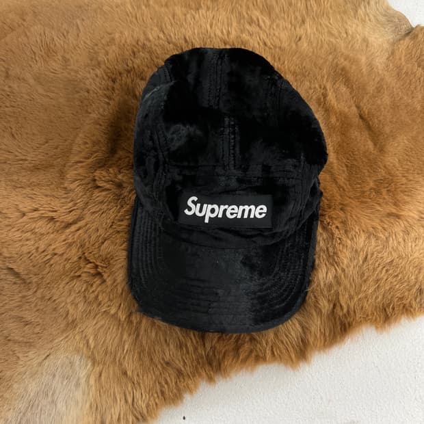 슈프림 벨벳 캠프캡