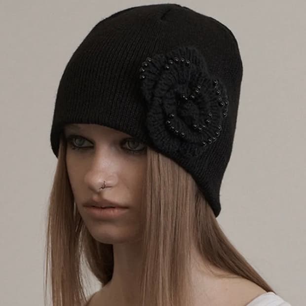 셋업이엑스이 PEARL CORSAGE BEANIE / BLACK