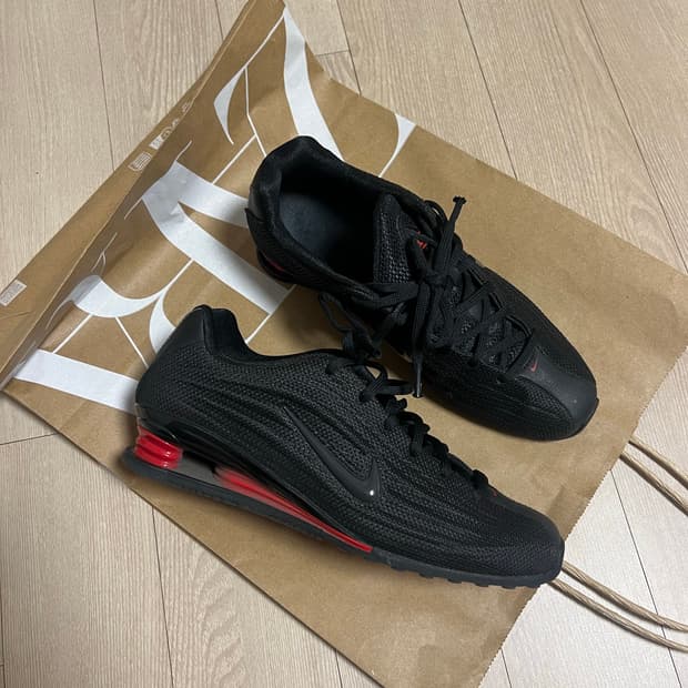 나이키샥스 Z 230 블랙 