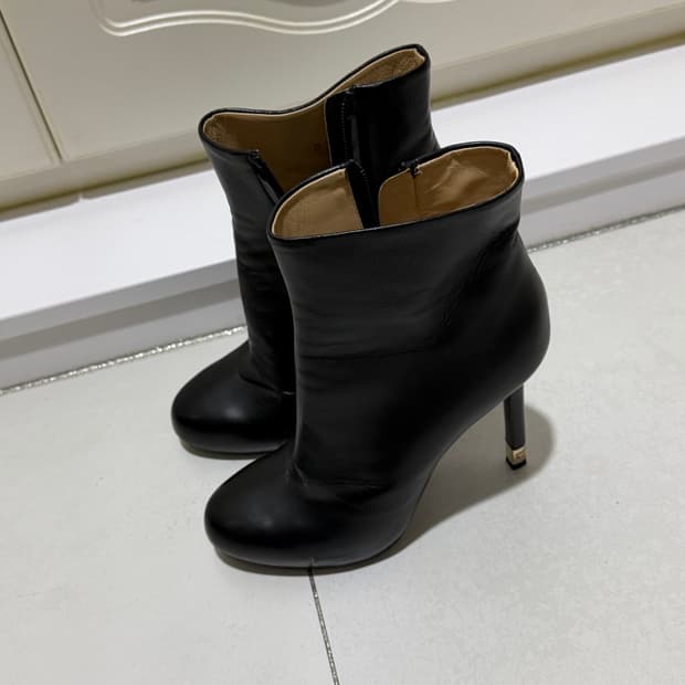 샤넬 램스킨 앵클부츠