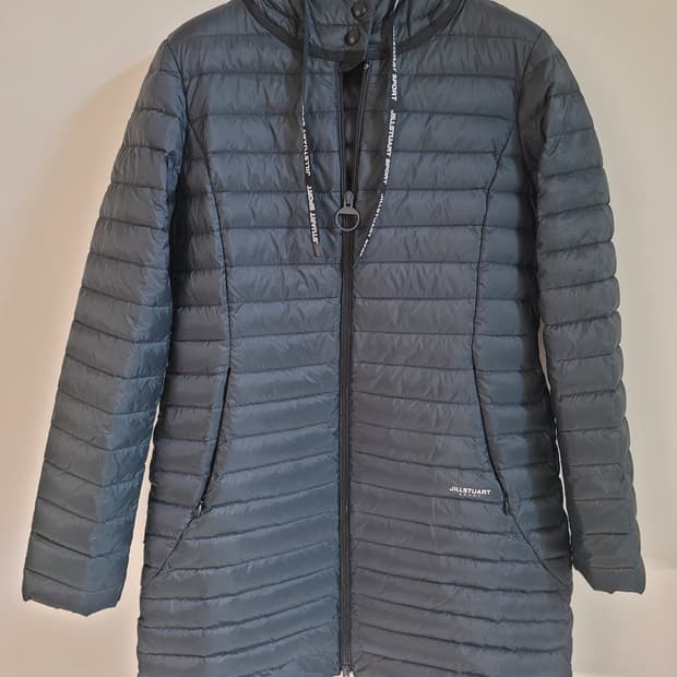 1회착) 질스튜어트 스포츠 중기장 구스 경량 패딩 90(S)