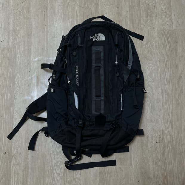 노스페이스 고프코어 BOX SHOT 백팩 35L