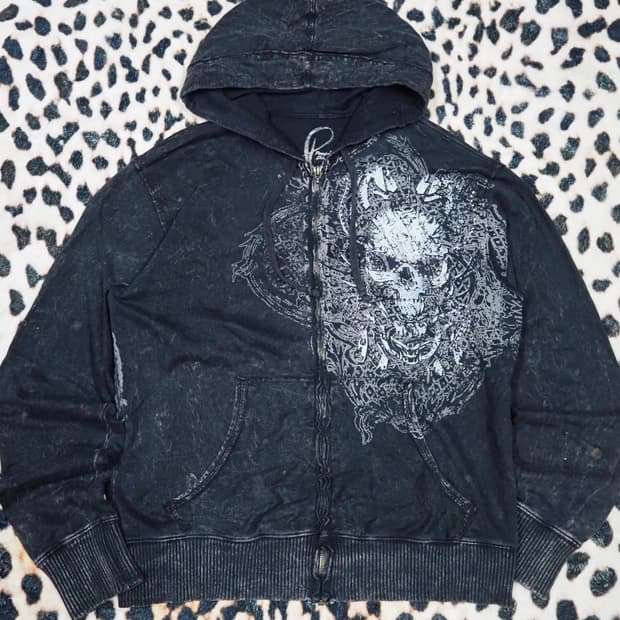 Y2k 펑크 스컬 후디