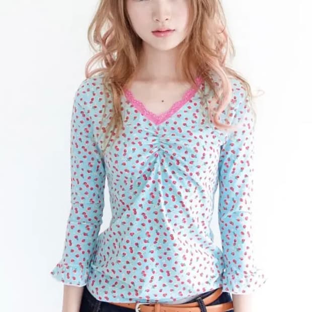 구해요) 샵페어리 레이스 탑 민트