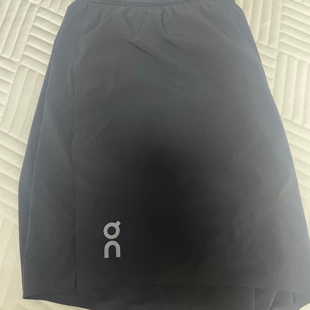 온러닝 퍼포먼스 쇼츠 5인치 블랙 L