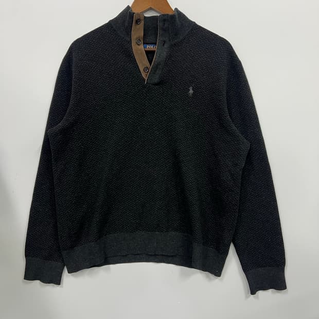 폴로 블랙 니트 