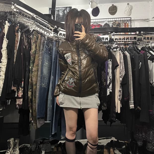 펑크 브라운 글로우 패딩