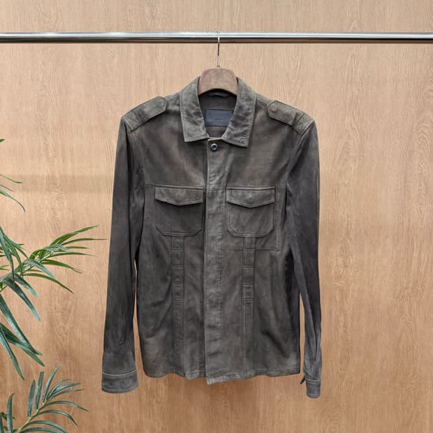 올세인츠 고트 스웨이드 레더 셔츠 자켓 워싱 투포켓 디테일 카키 브라운