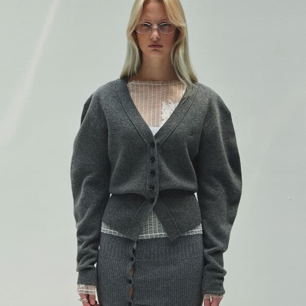 다이애그널 라운드 실루엣 울 가디건 차콜 그레이