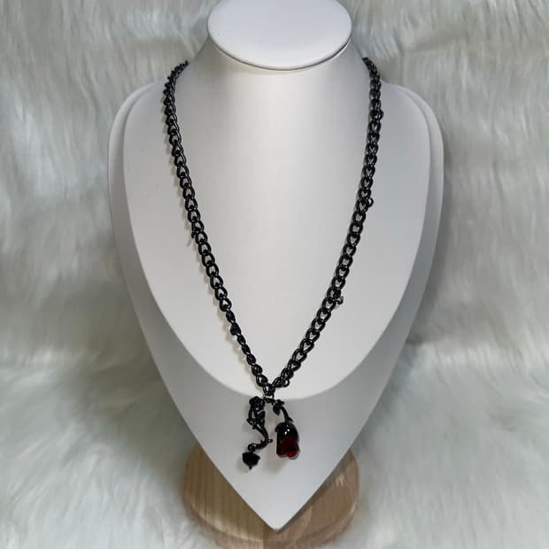 고스펑크 빈티지 장미 목걸이