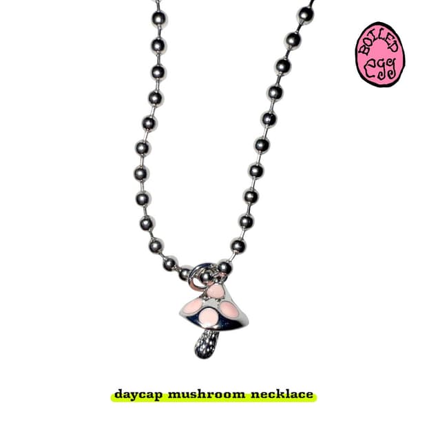 daycap mushroom necklace