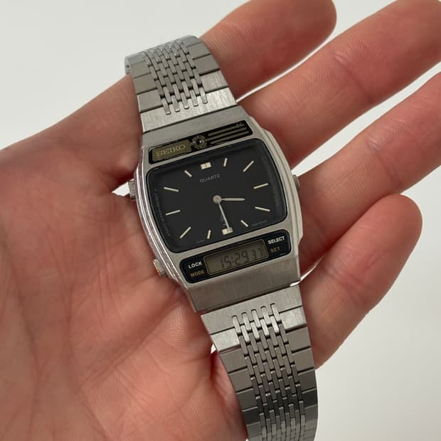 1980s Black Dial Square Ana Digi Quartz