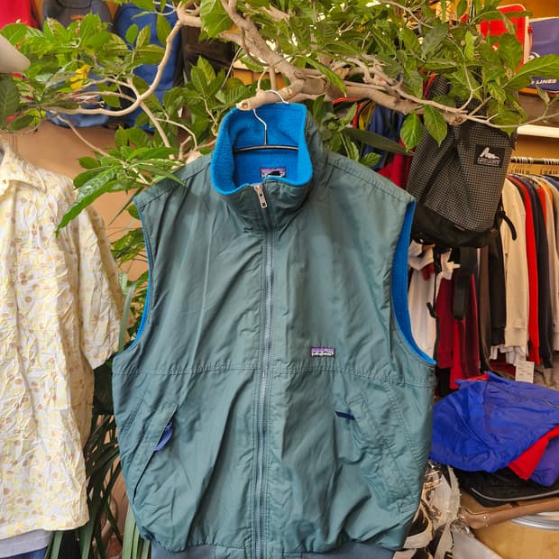 Z-475 파타고니아 쉘드 신칠라 베스트 