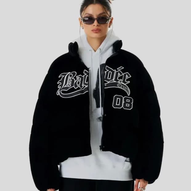 배디  VELOUR VARSITY JACKET BLACK