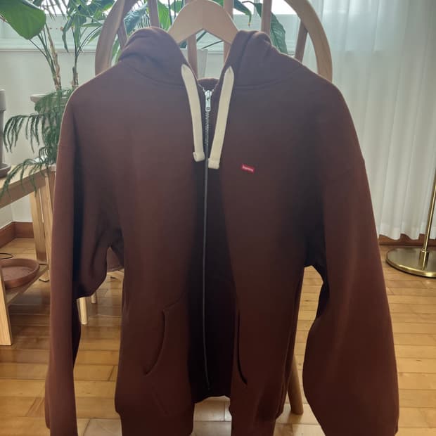 SUPREME Small Box Zip Up Hooded Sweatshi