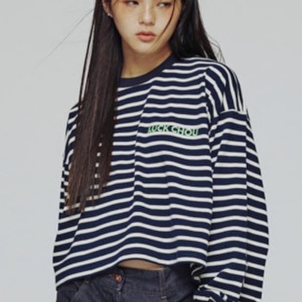 럭키슈에뜨  2023 스프라이트  스웻셔츠  F사이즈