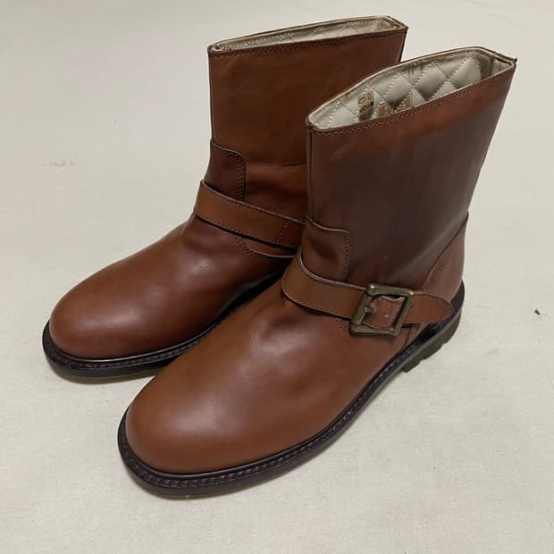 Dr. Martens engineered Boots 280