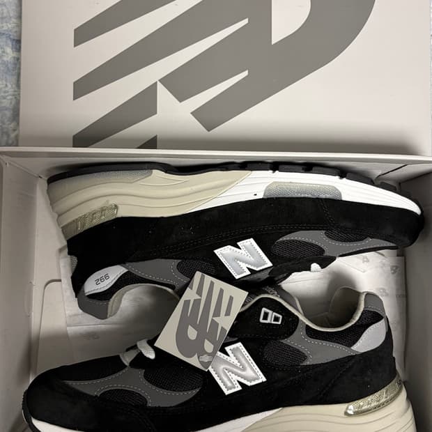 뉴발란스 992 블랙 280 새상품 판매