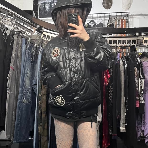 글로우 후드 패딩