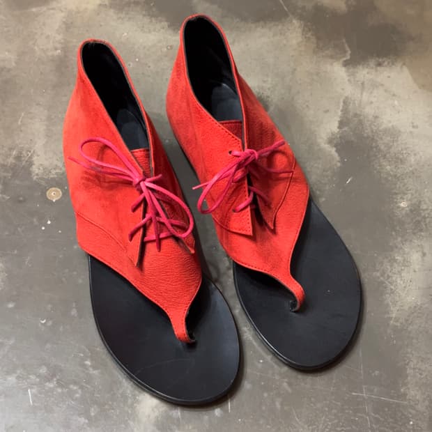 오프닝세레모니 플립플랍 레더 부츠