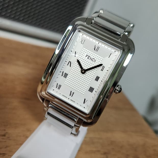 # FENDI 펜디 클래시코 남성명품시계 급처 / 팬디시계 스위스명품시계
