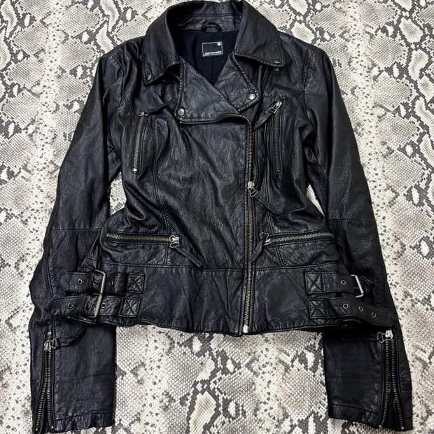 CHIC MOOD Black Side Buckle Le
