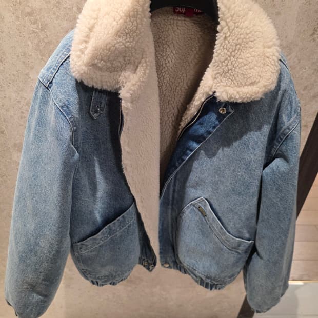 슈프림포우셔링 봄버 M사이즈