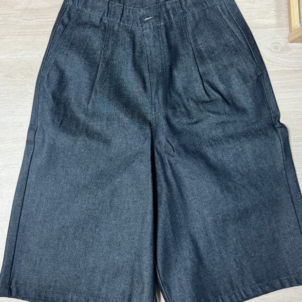 ZARA 버뮤다 팬츠