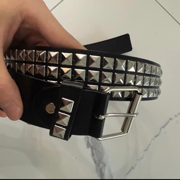 스터드 레더 벨트