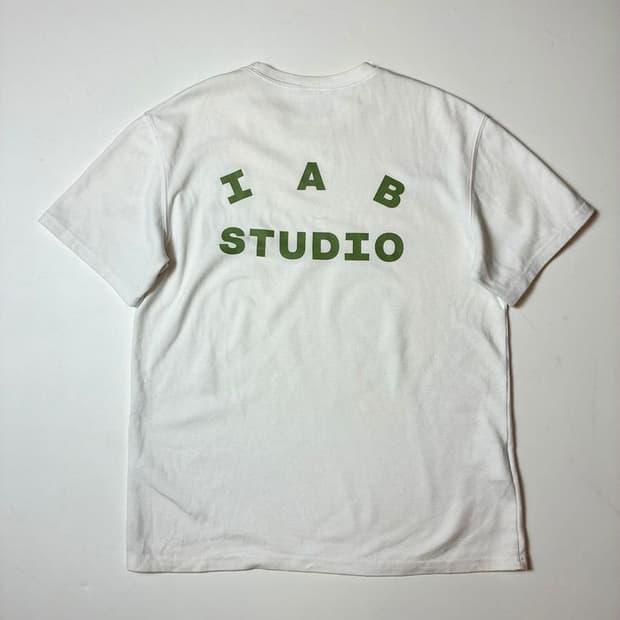 아이앱스튜디오 빅로고 오버핏 반팔 티셔츠 PN9090
