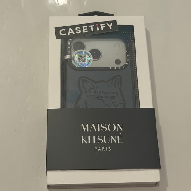케이스티파이 x 메종 키츠네 아이폰 17pro 케이스