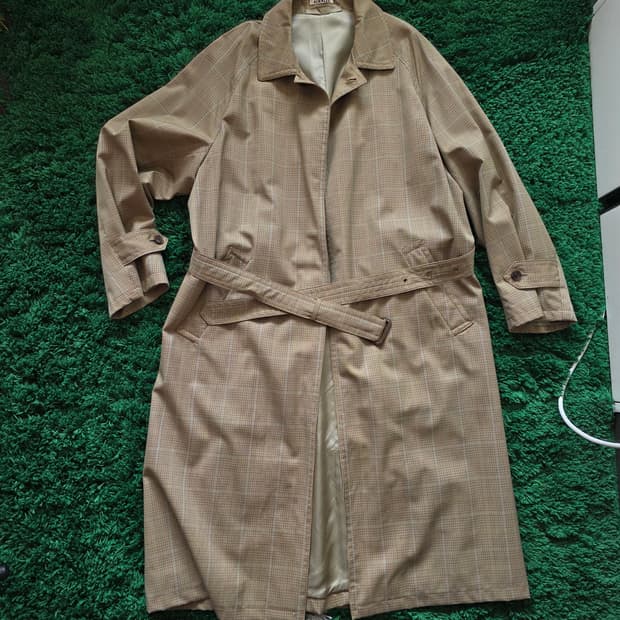 2018 오라리 모헤어 수티앵 코트