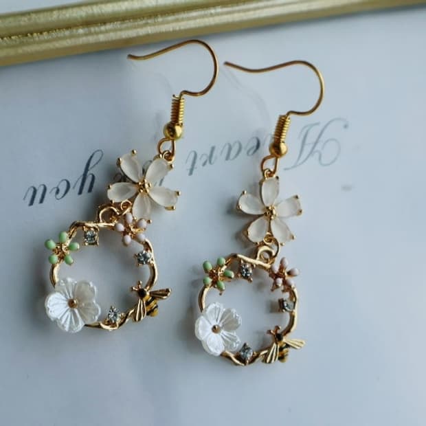새상품 핸드메이드 )꽃귀걸이