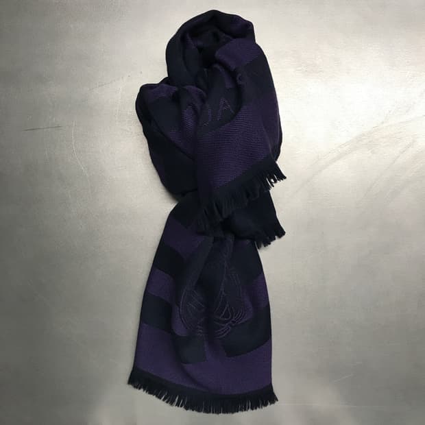 베르사체 메두사 머플러 퍼플