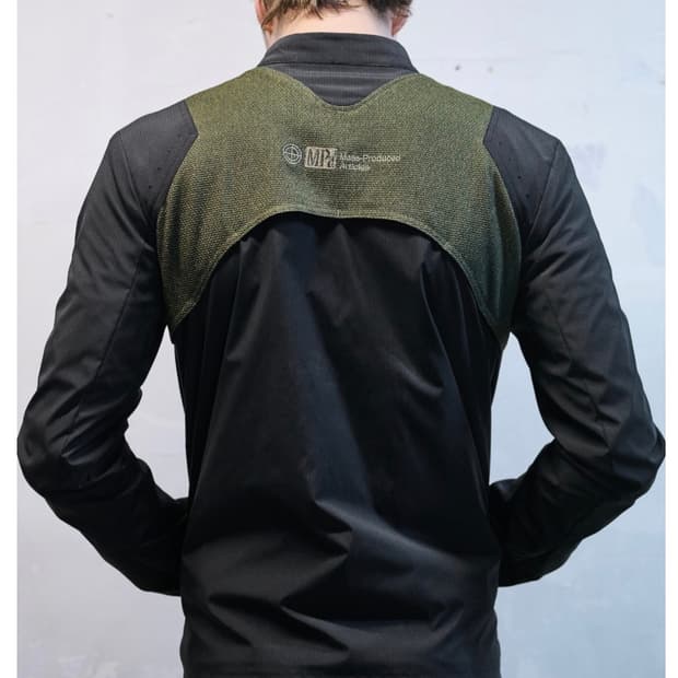 s) MPa RESISTANCE ZIP JACKET