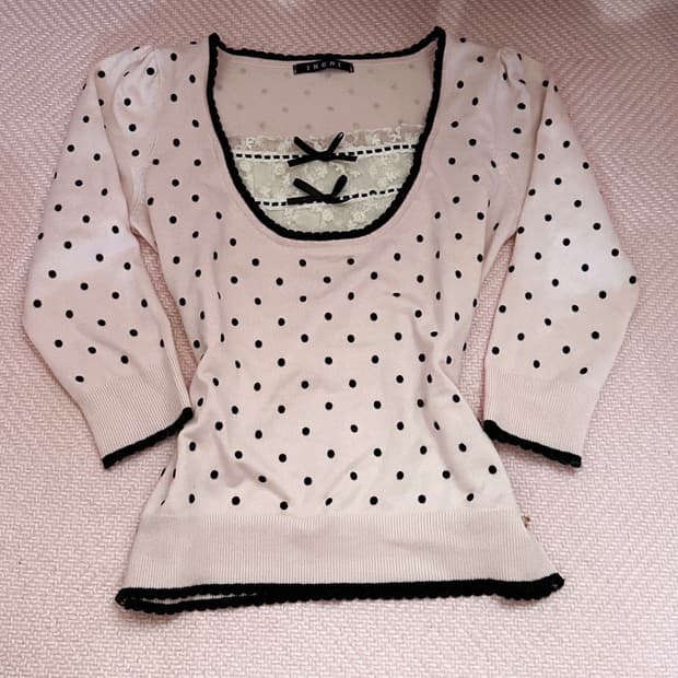 잉그니 고전 핑크도트 딸기우유 로걀탑