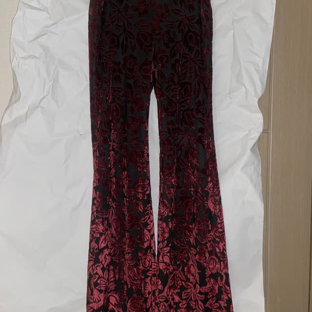 플레어 버건디 벨루어 팬츠