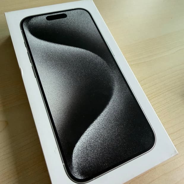 애케플 가능 아이폰15 프로 256GB 화이트 티타늄