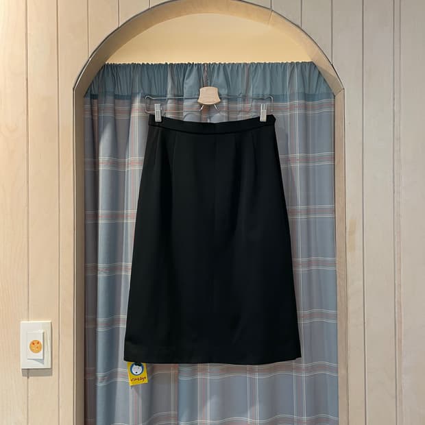 일본빈티지 블랙 미디스커트