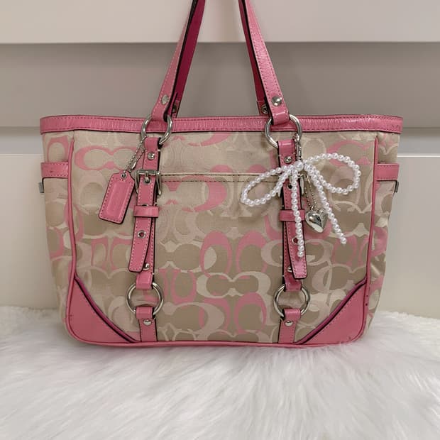 Coach pink shoulder bag