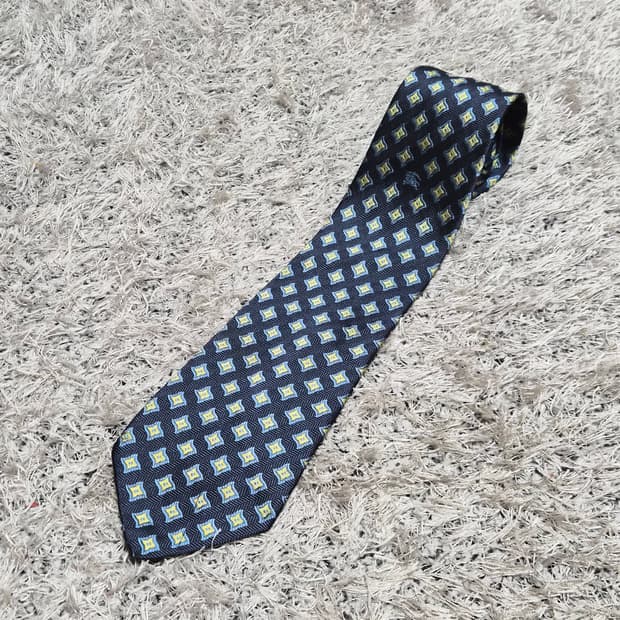 버버리Burberry 패턴 넥타이 Free - N43