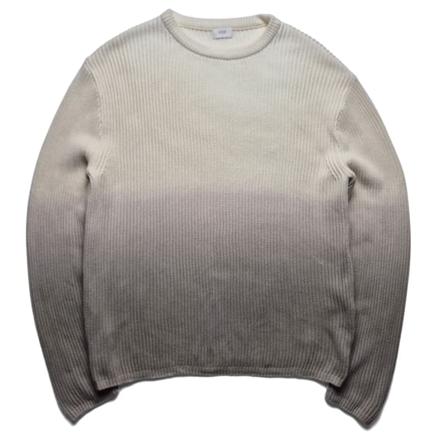 [L] 쿠어 그라데이션 니트