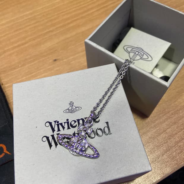 비비안웨스트우드 메이페어 바스릴리프 목걸이